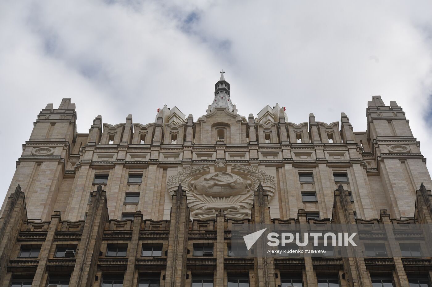 Russian Foreign Ministry building's spire reconstructed