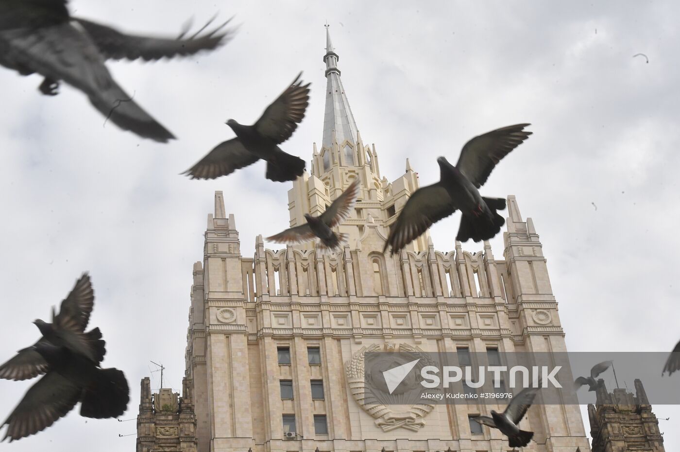 Russian Foreign Ministry building's spire reconstructed
