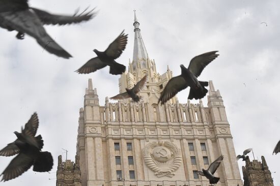Russian Foreign Ministry building's spire reconstructed