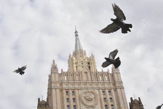 Russian Foreign Ministry building's spire reconstructed