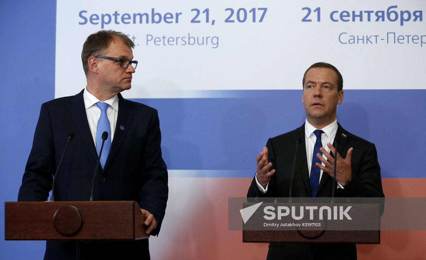 Prime Minister Medvedev visits Northwestern Federal District