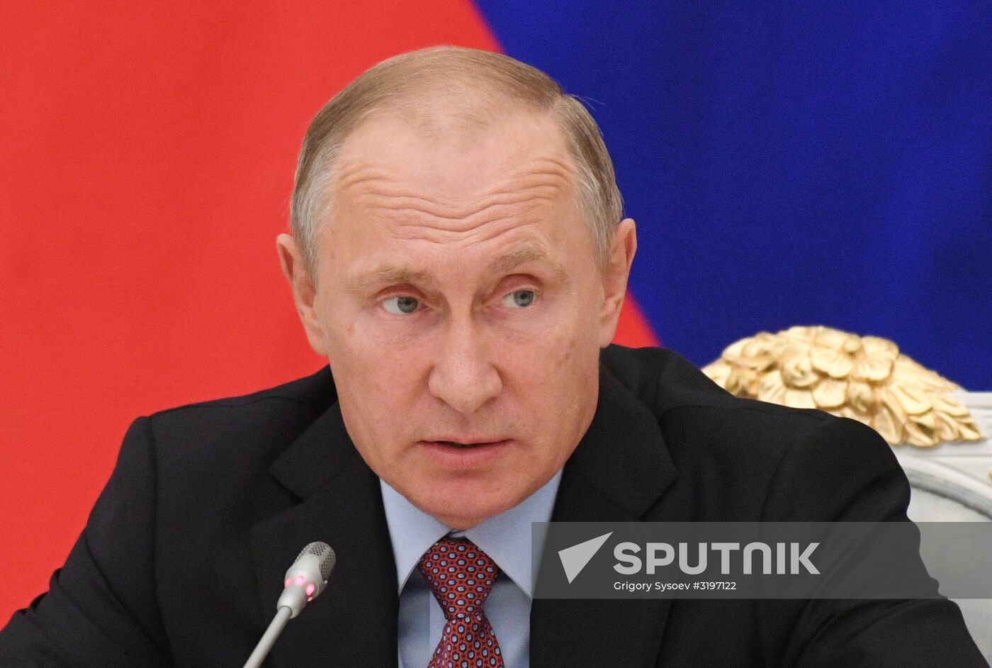 President Putin meets with Russian businesspeople