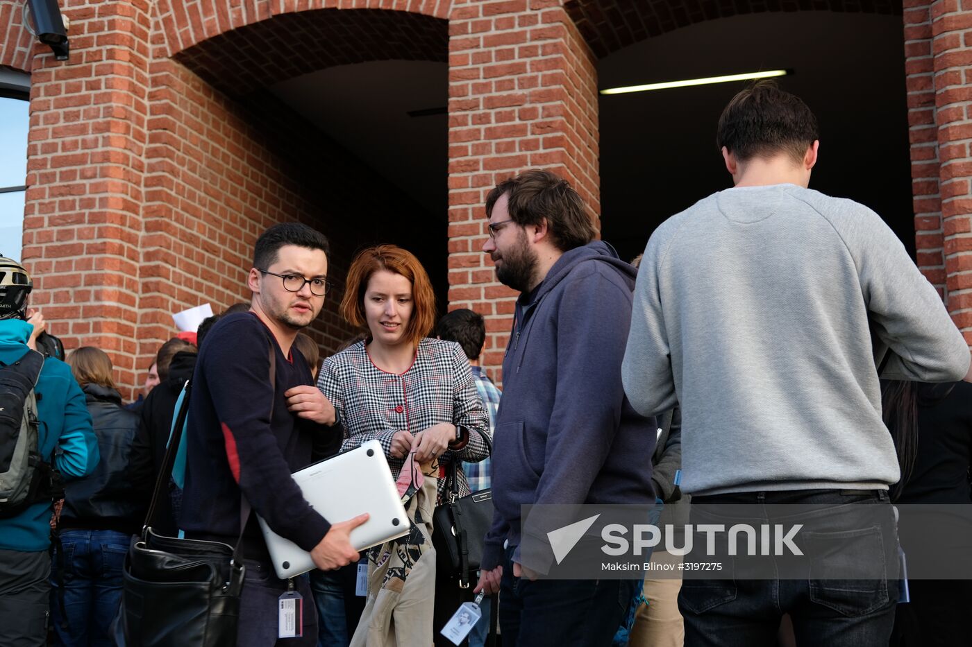 Yandex staff evacuated after bomb threat