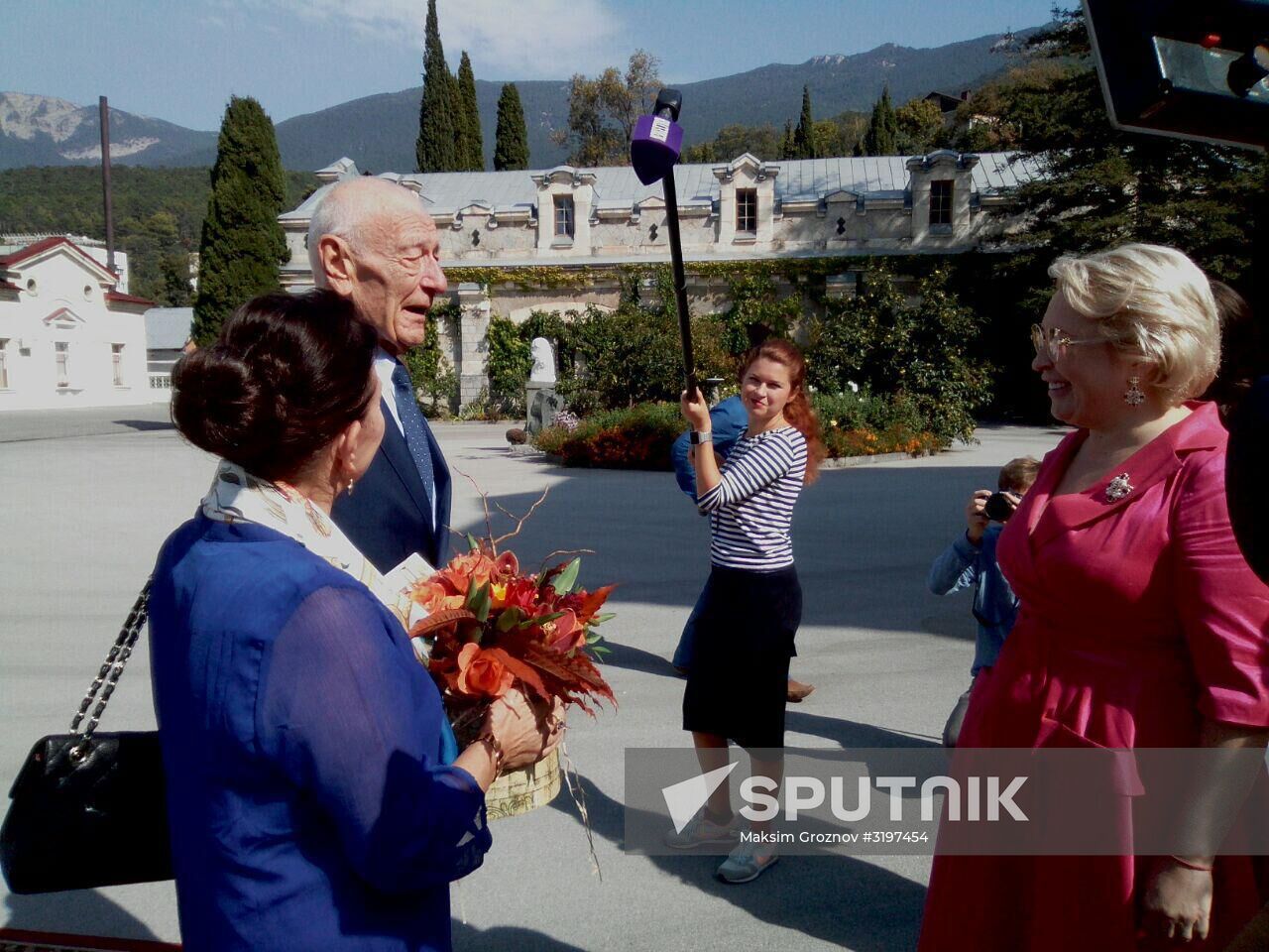 Descendant of Romanov dynasty Count Jan Bernadotte visits Crimea