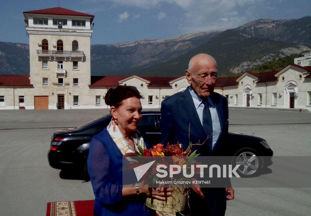 Descendant of Romanov dynasty Count Ian Bernadotte visits Crimea