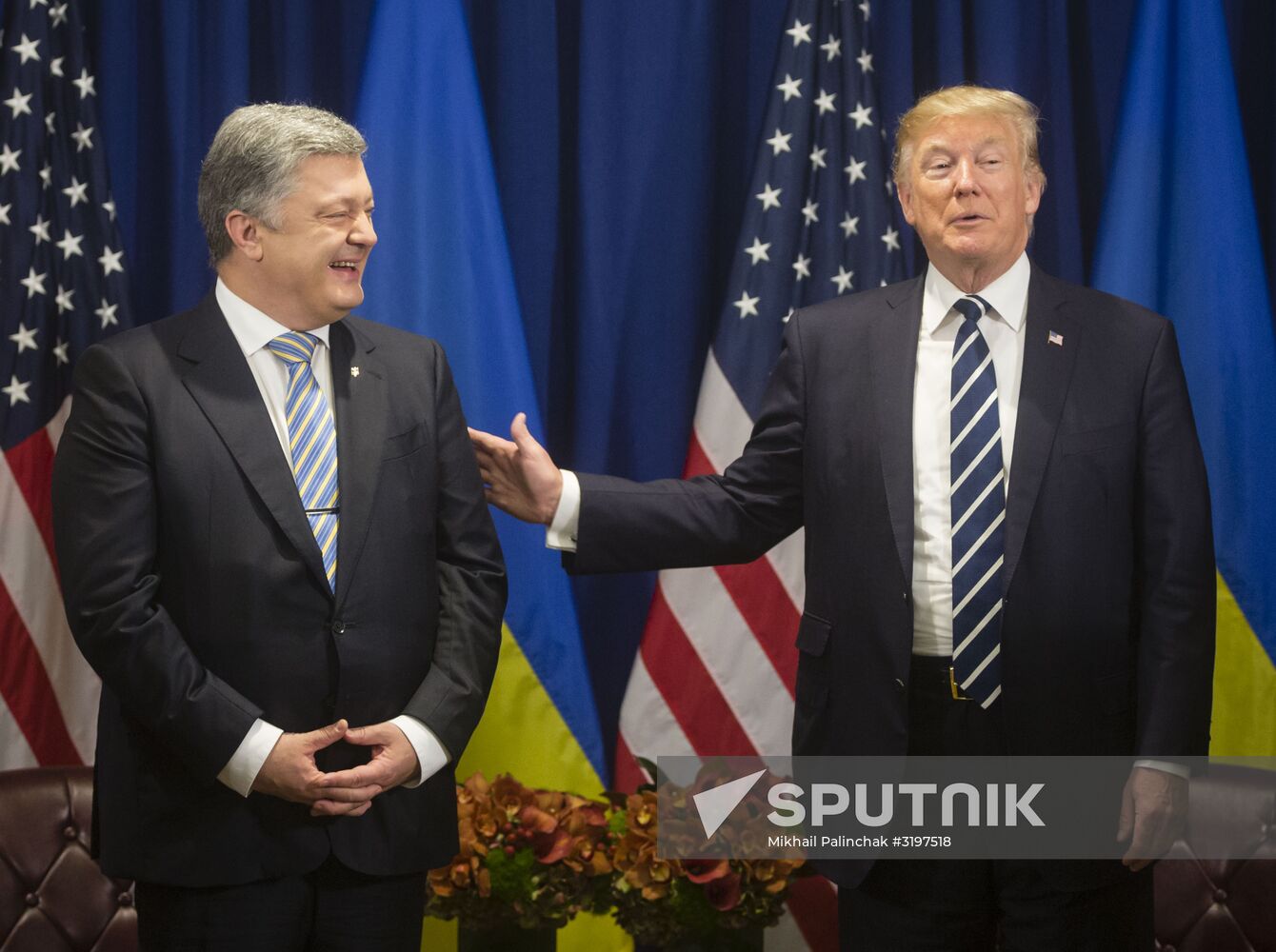 US President Donald Trump meets with Ukrainian President Petro Poroshenko
