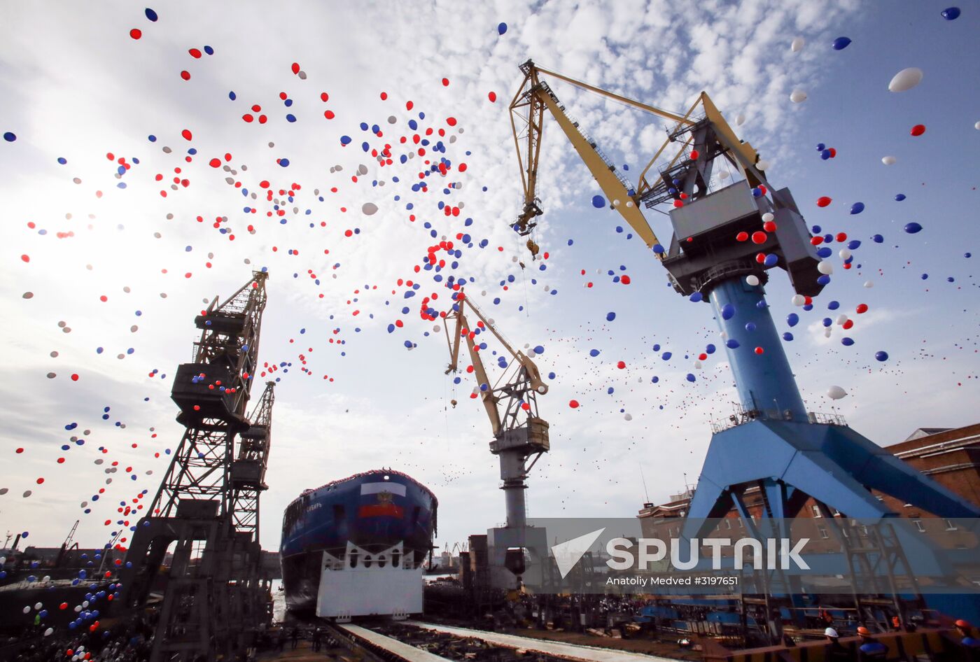 Deployment of Siberia nuclear-powered icebreaker in Saint Petersburg