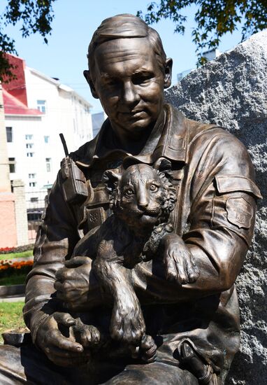 First monument in Russia to a State Hunting Supervision authority worker unveiled in Ussuriysk