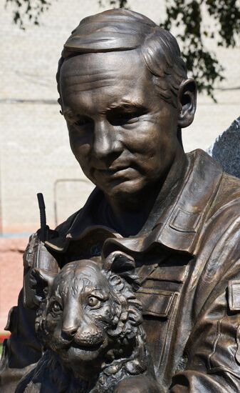 First monument in Russia to a State Hunting Supervision authority worker unveiled in Ussuriysk