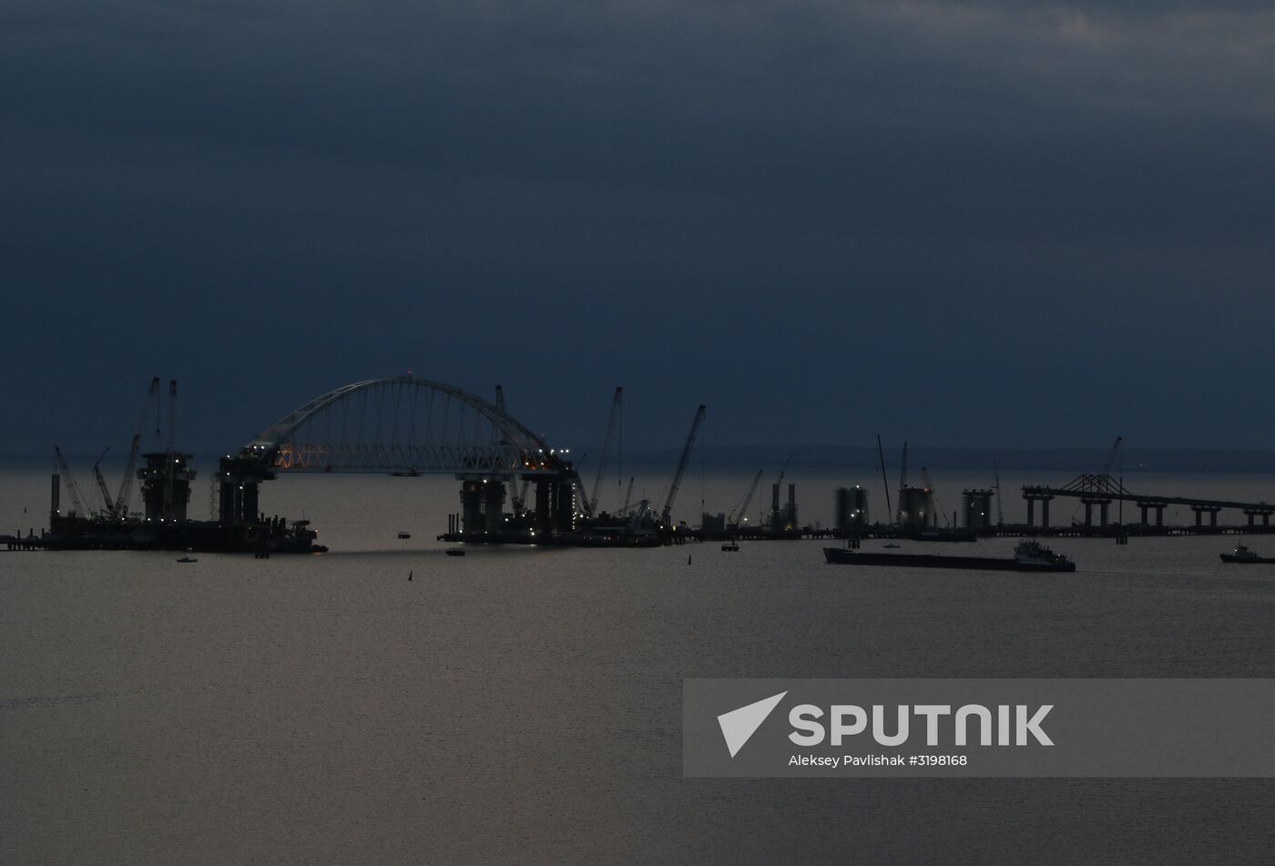 Construction of the Kerch Strait Bridge