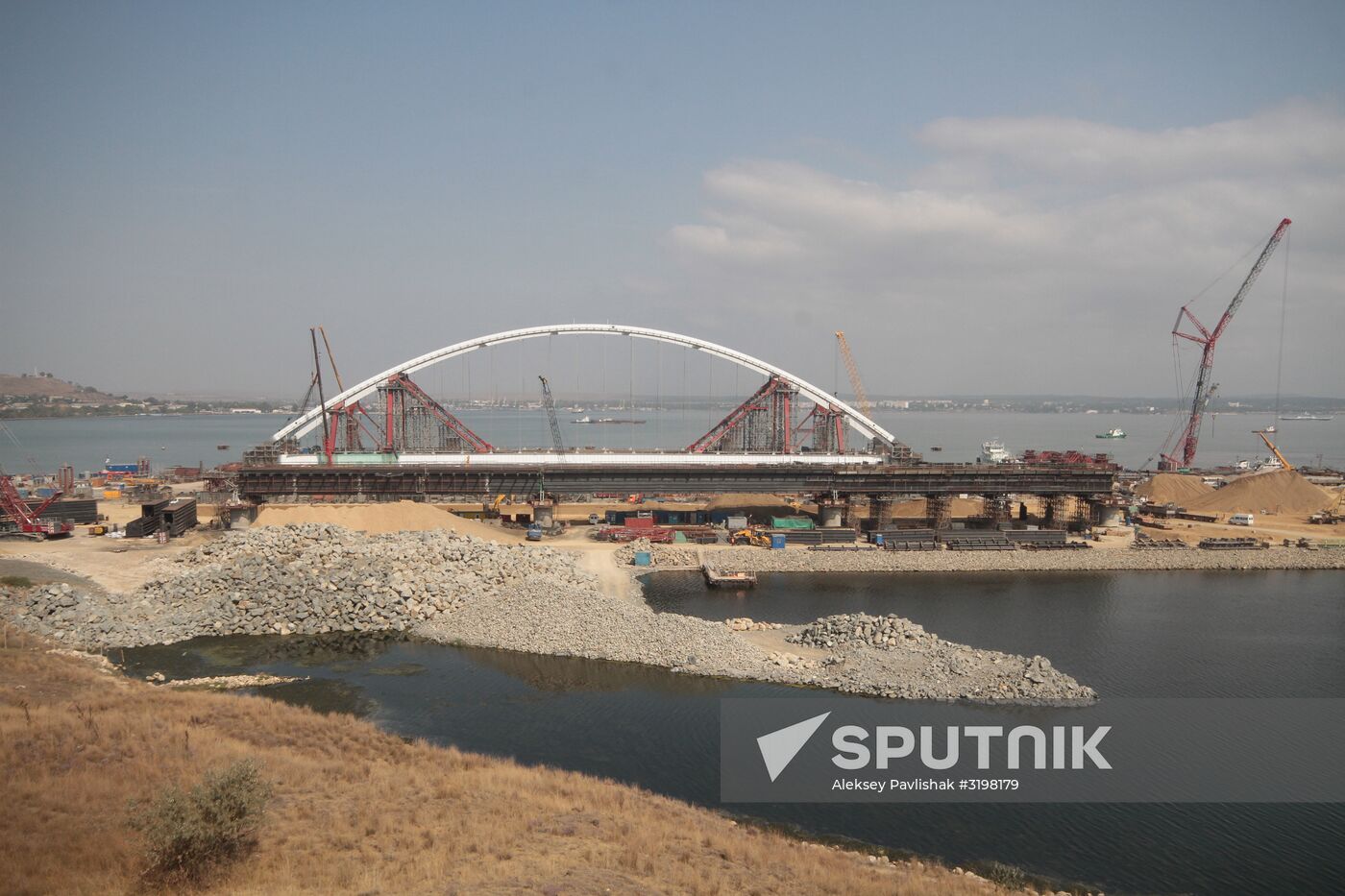 Construction of the Kerch Strait Bridge
