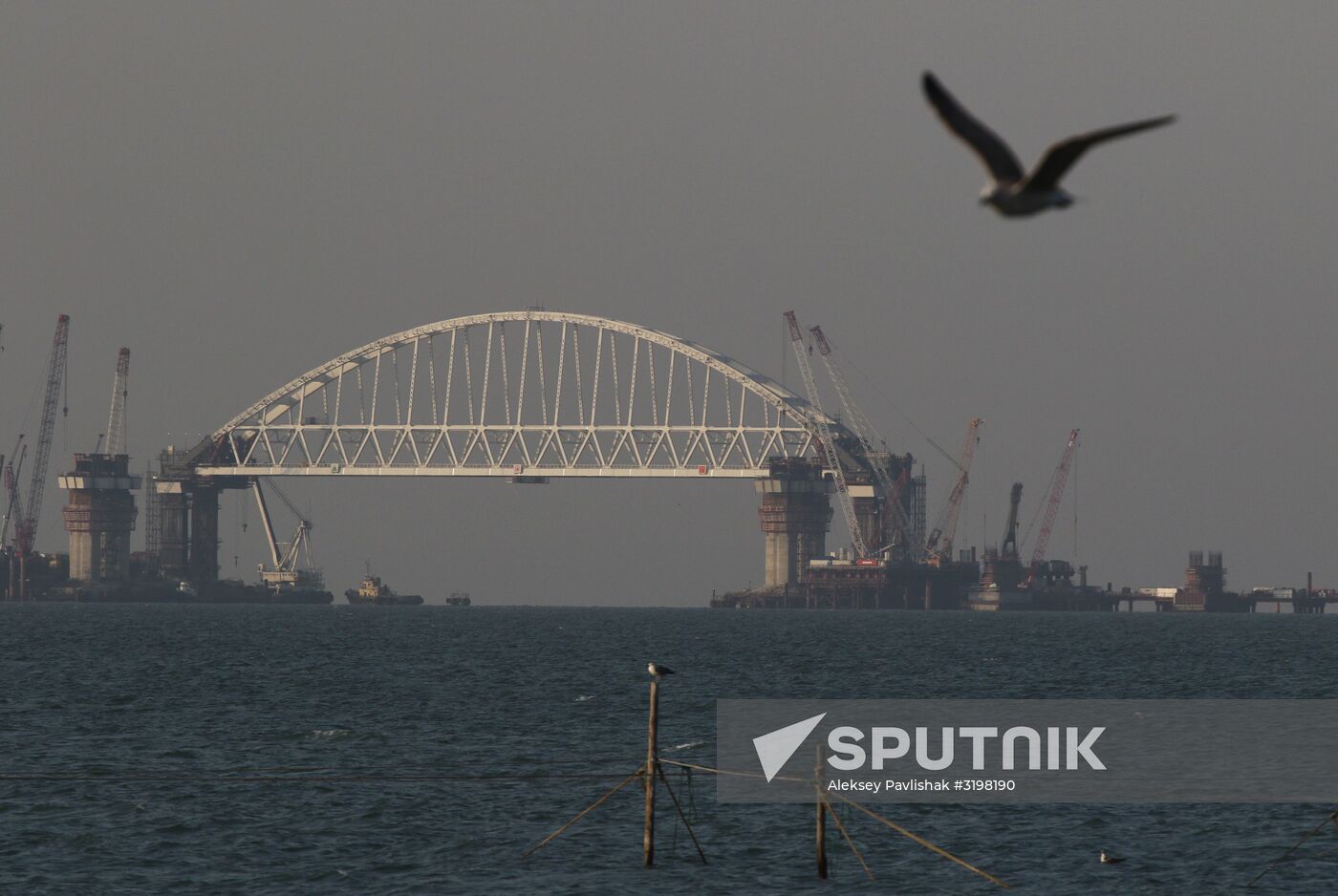 Construction of the Kerch Strait Bridge