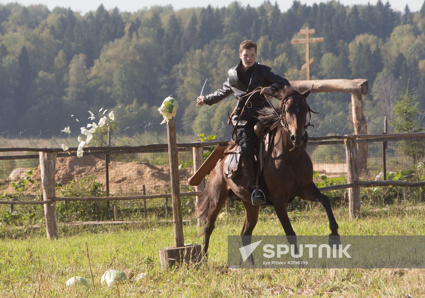 4th Peasant Exhibition and Fair at German Sterligov Settlement