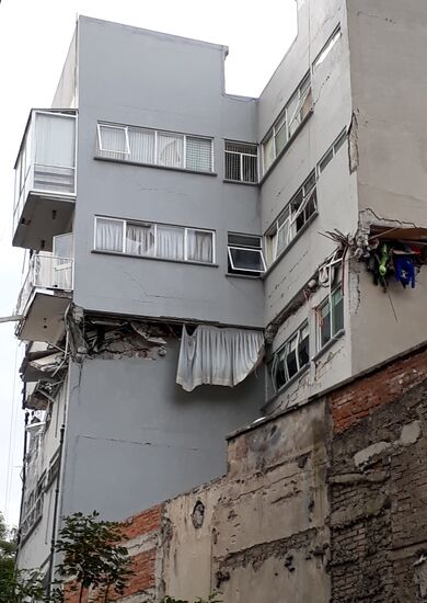 Earthquake aftermath in Mexico