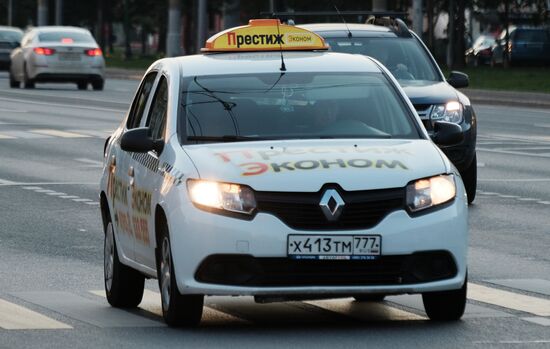 Taxi