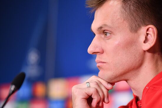 Football. UEFA Champions League. FC Spartak's training session