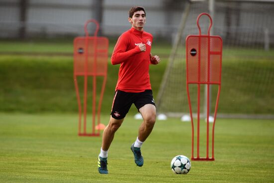 Football. UEFA Champions League. FC Spartak's training session