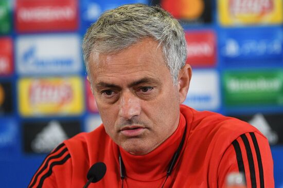 Football. UEFA Champions League. FC Manchester United holds training session