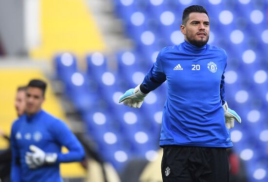 Football. UEFA Champions League. FC Manchester United holds training session