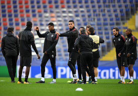 Football. UEFA Champions League. FC Manchester United holds training session