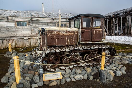 Tikhaya Bay polar station on Hooker Island, part of Franz Josef Land archipelago