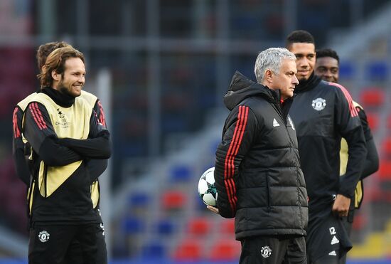 Football. UEFA Champions League. FC Manchester United holds training session