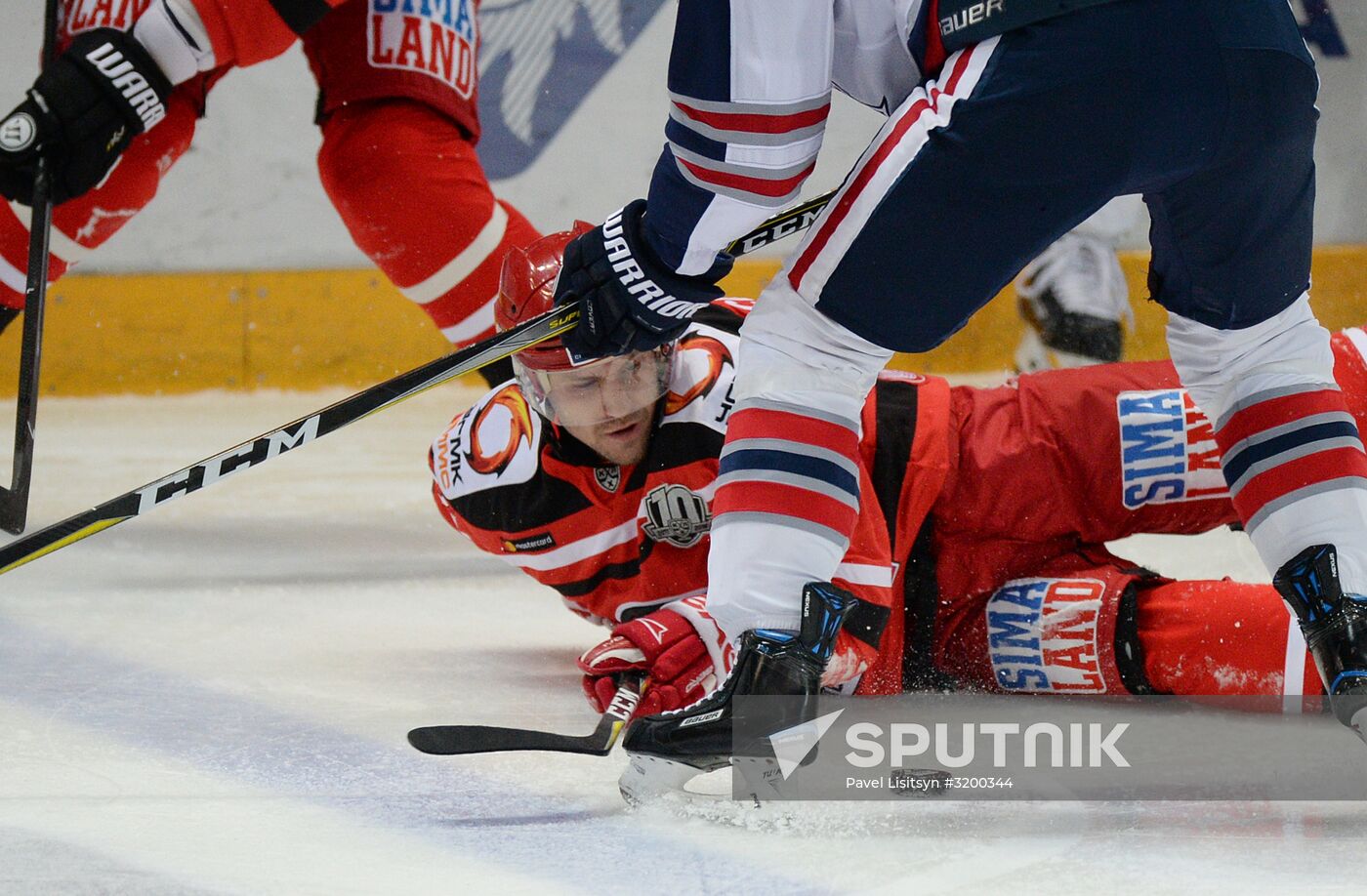 Ice hockey. Kontinental Hockey League. Avtomobilist vs. Neftekhimik