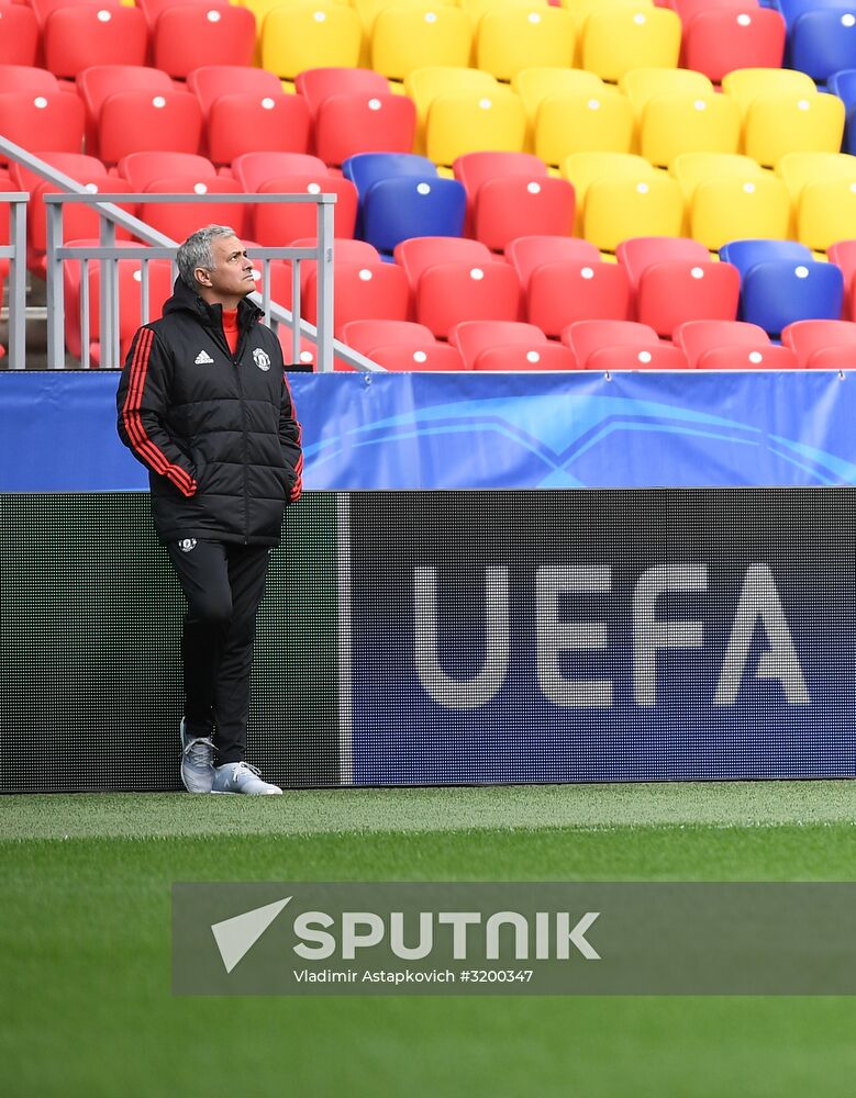 Football. UEFA Champions League. FC Manchester United holds training session