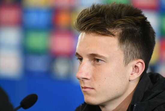 Football. UEFA Champions League. FC CSKA holds training session