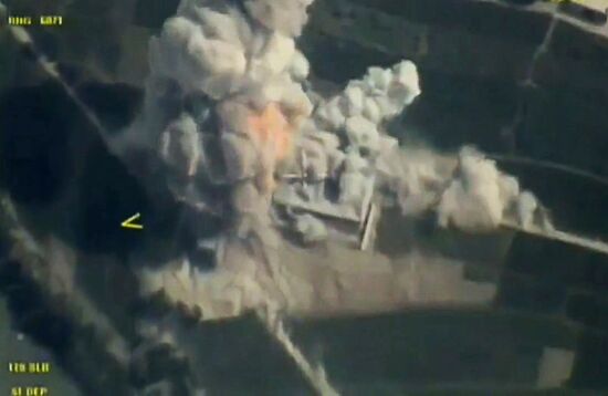 Tu-95MS strikes terrorist facilities in Syria with KhA-101 cruise missiles
