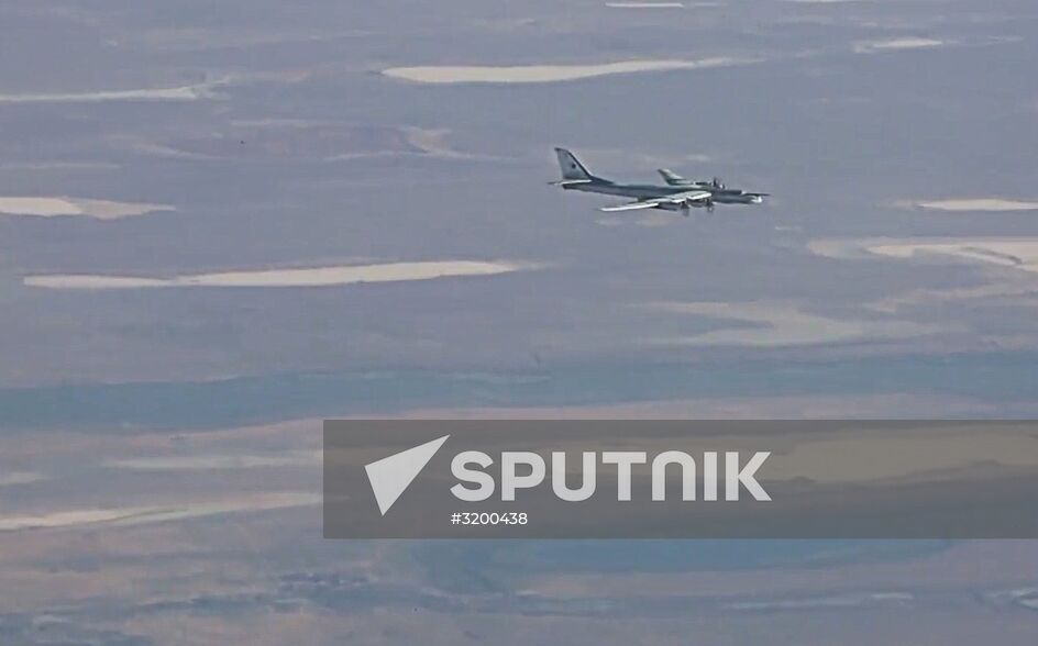 Tu-95MS strikes terrorist facilities in Syria with KhA-101 cruise missiles