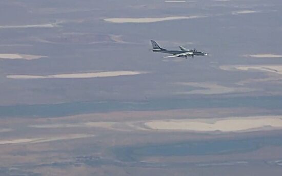 Tu-95MS strikes terrorist facilities in Syria with KhA-101 cruise missiles