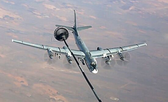 Tu-95MS strikes terrorist facilities in Syria with KhA-101 cruise missiles