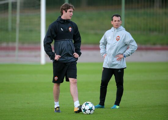 Football. UEFA Champions League. FC CSKA holds training session