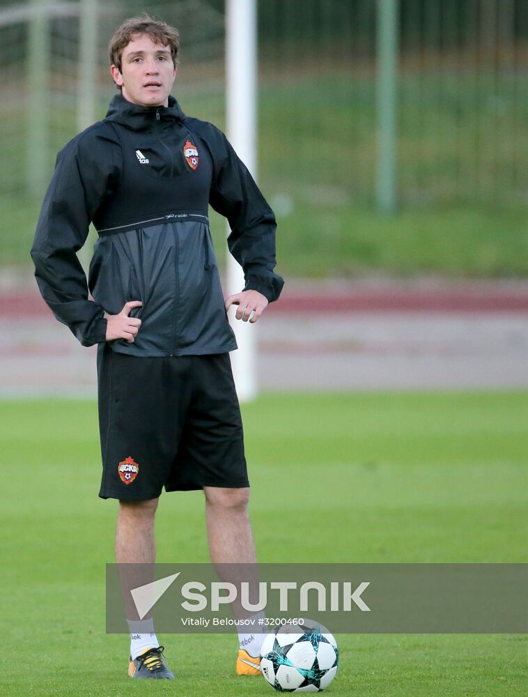 Football. UEFA Champions League. FC CSKA holds training session