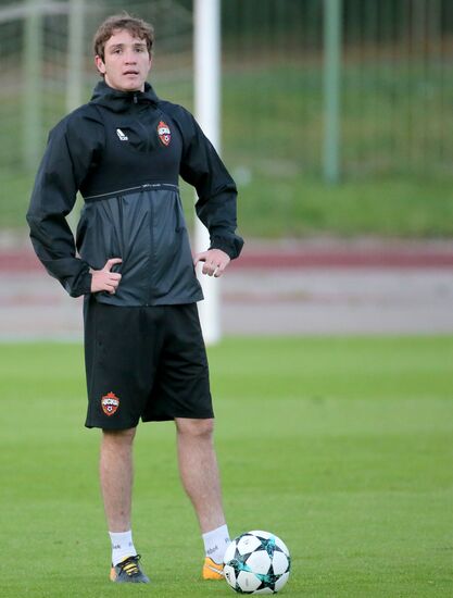 Football. UEFA Champions League. FC CSKA holds training session