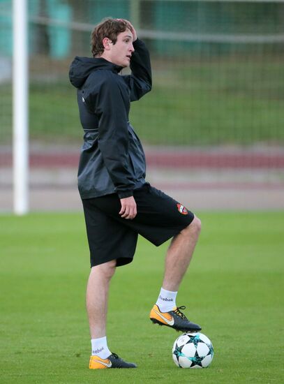 Football. UEFA Champions League. FC CSKA holds training session