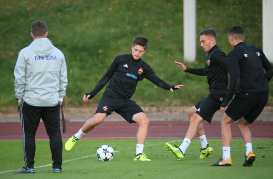 Football. UEFA Champions League. FC CSKA holds training session