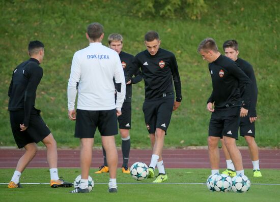 Football. UEFA Champions League. FC CSKA holds training session