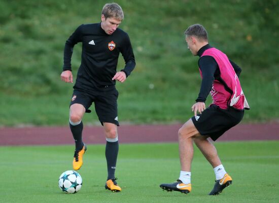 Football. UEFA Champions League. FC CSKA holds training session