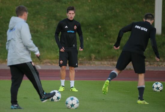 Football. UEFA Champions League. FC CSKA holds training session