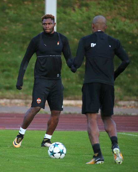 Football. UEFA Champions League. FC CSKA holds training session