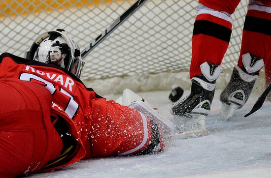 Ice hockey. Kontinental Hockey League. Avtomobilist vs. Neftekhimik