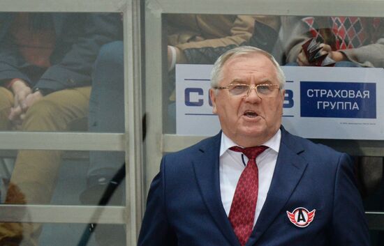 Ice hockey. Kontinental Hockey League. Avtomobilist vs. Neftekhimik