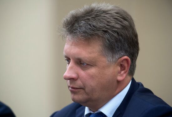 President Vladimir Putin holds meeting with Government members
