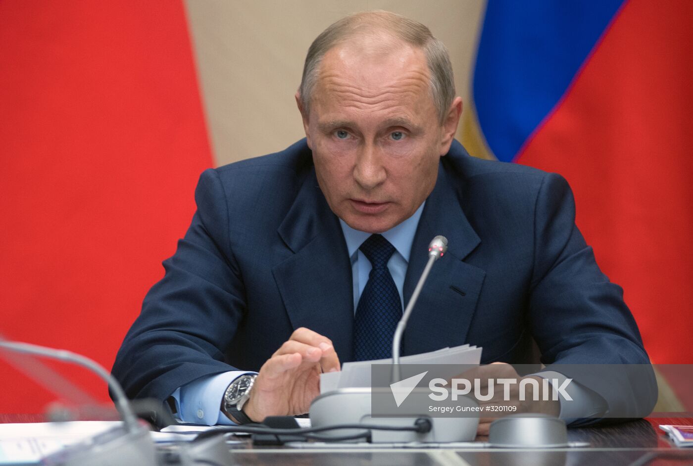 President Vladimir Putin holds meeting with Government members
