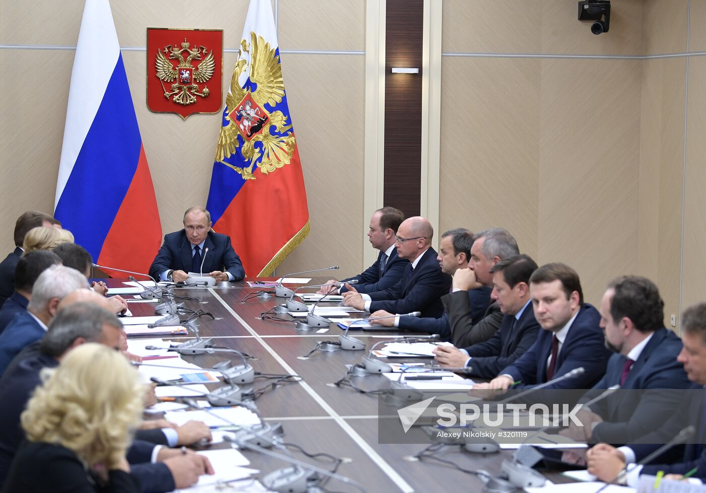 President Vladimir Putin holds meeting with Government members