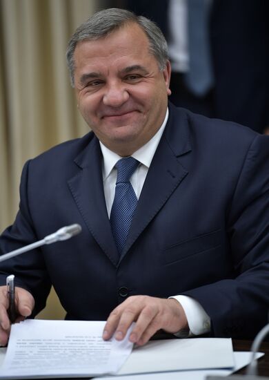 President Vladimir Putin holds meeting with Government members