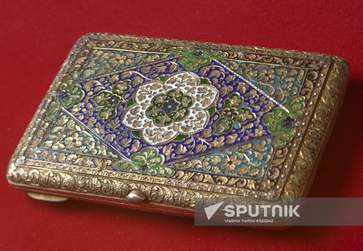 Lenin historical document exhibition items