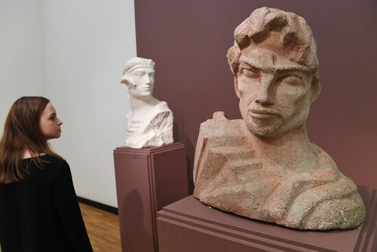 Opening of exhibitions, Mr. 1917 and Wind of Revolution: Sculpture of 1918-early 1930s